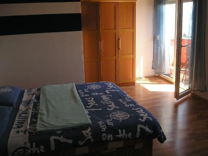 Apartments Eni Lovran