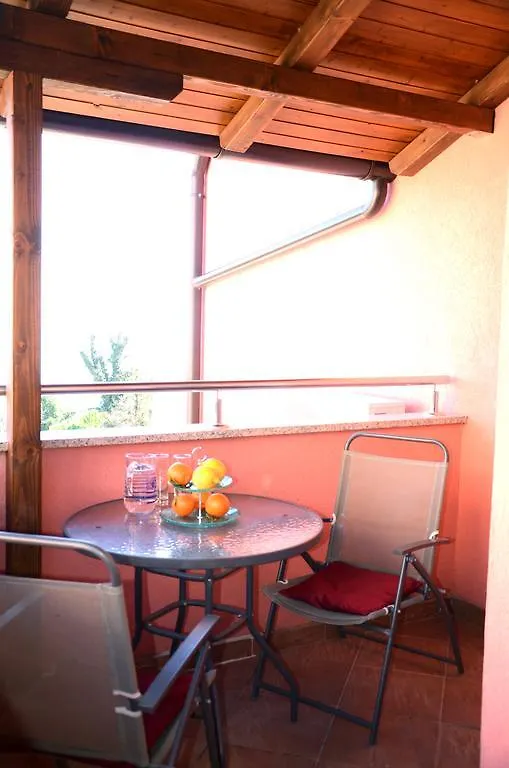 Apartments Eni Lovran