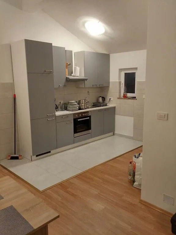 Apartments Eni Lovran