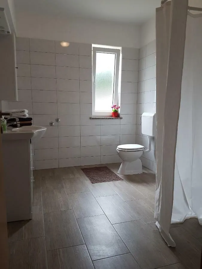 Apartments Eni Lovran 0*,