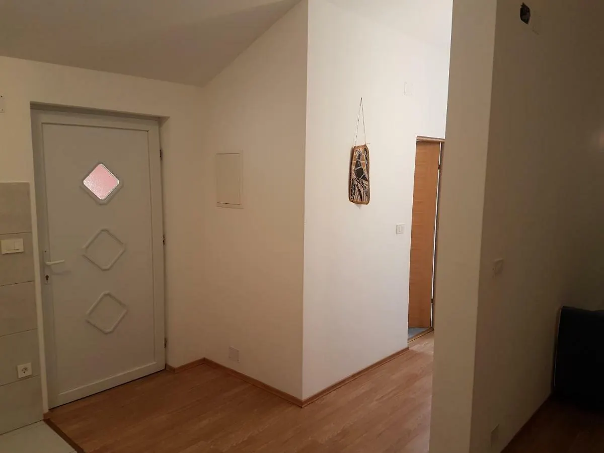 Apartments Eni Lovran