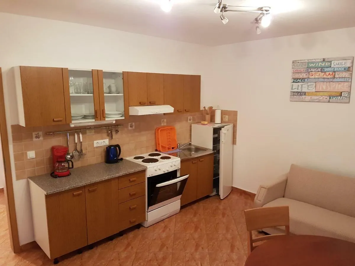 Apartments Eni Lovran 0*,  Croatia