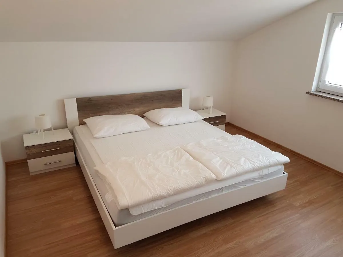 Apartments Eni Lovran 0*,  Croatia