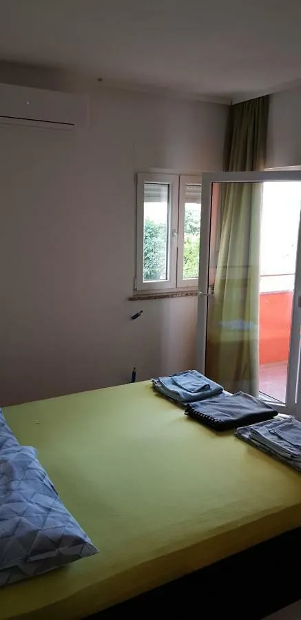 Apartments Eni Lovran